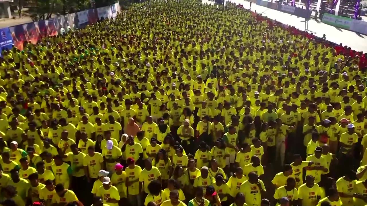 Runners pack Ethiopia's capital for Africa's biggest road race