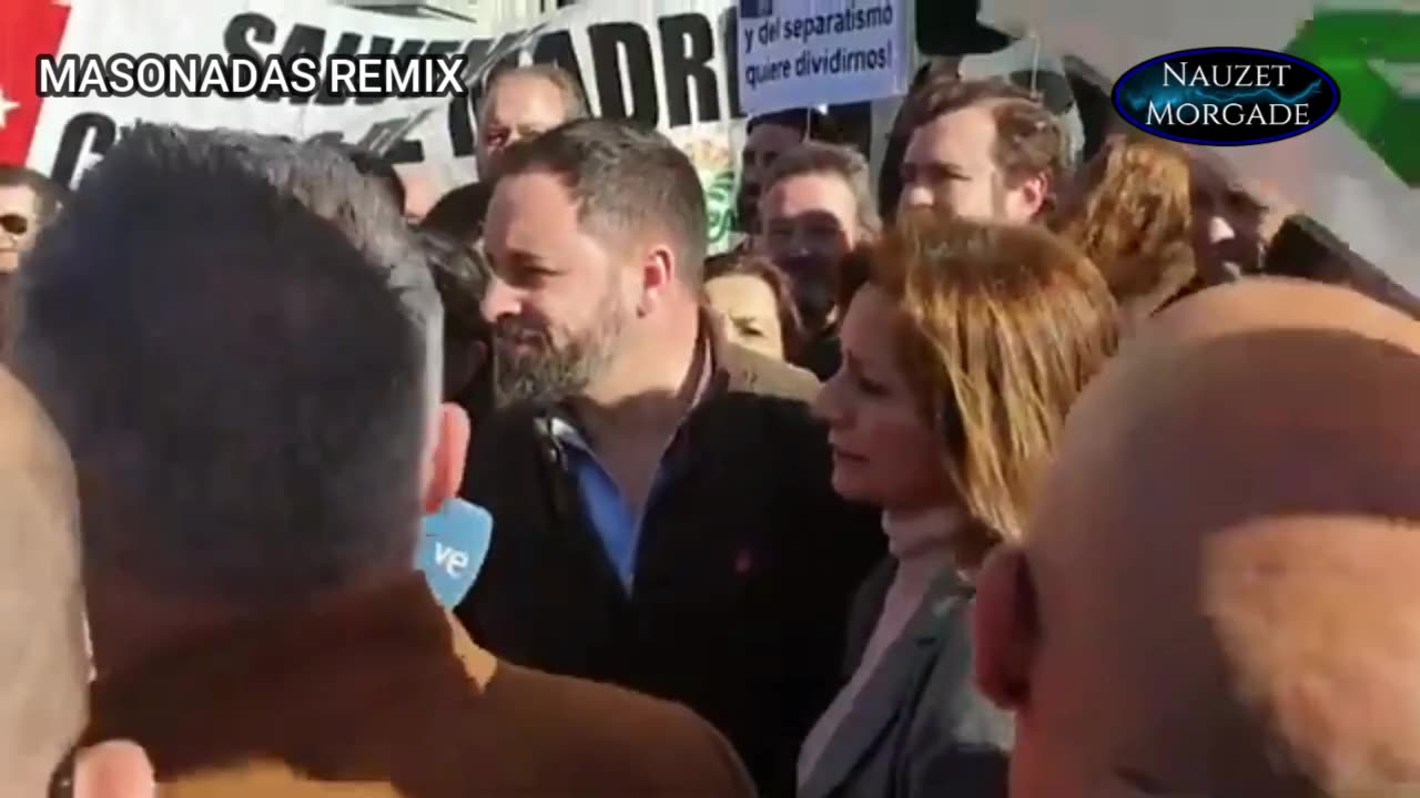 Abascal es abuchado por los AGRICULTORES!!!