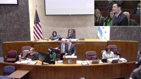 Chicago Mayor Lori Lightfoot gets a goodbye message from Citizen: "You are a pandemic!"