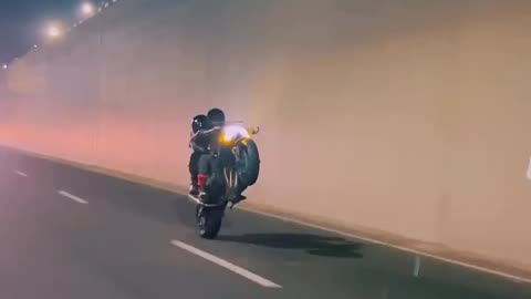 Kawasaki z900 stunt🥶😱😱