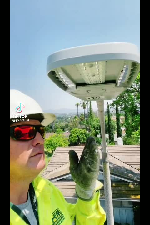 5G planted in a streetlight.