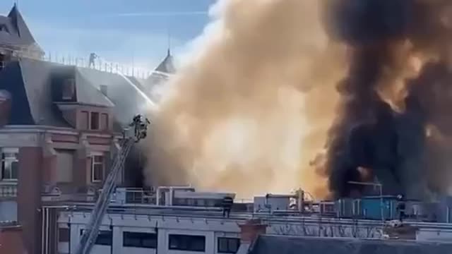 Happening Last February 11 Friday- 🔥 🇫🇷 Bank of France Money-Printing Factory on Fire 👀 24 People