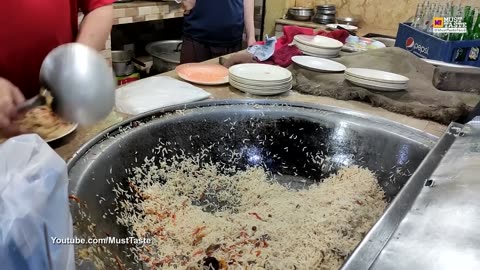 Amazing Street Food in Pakistan - Best Food Street Videos Collection - Viral Street Food Karachi