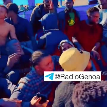 Altri 1.000 migranti arrivano a Lampedusa,