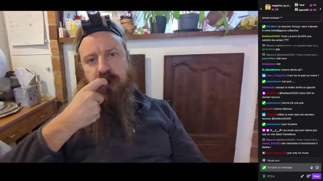 2022-11-08 (1bis.1) - no !pub - Twitch Decheterie (version avec chat)