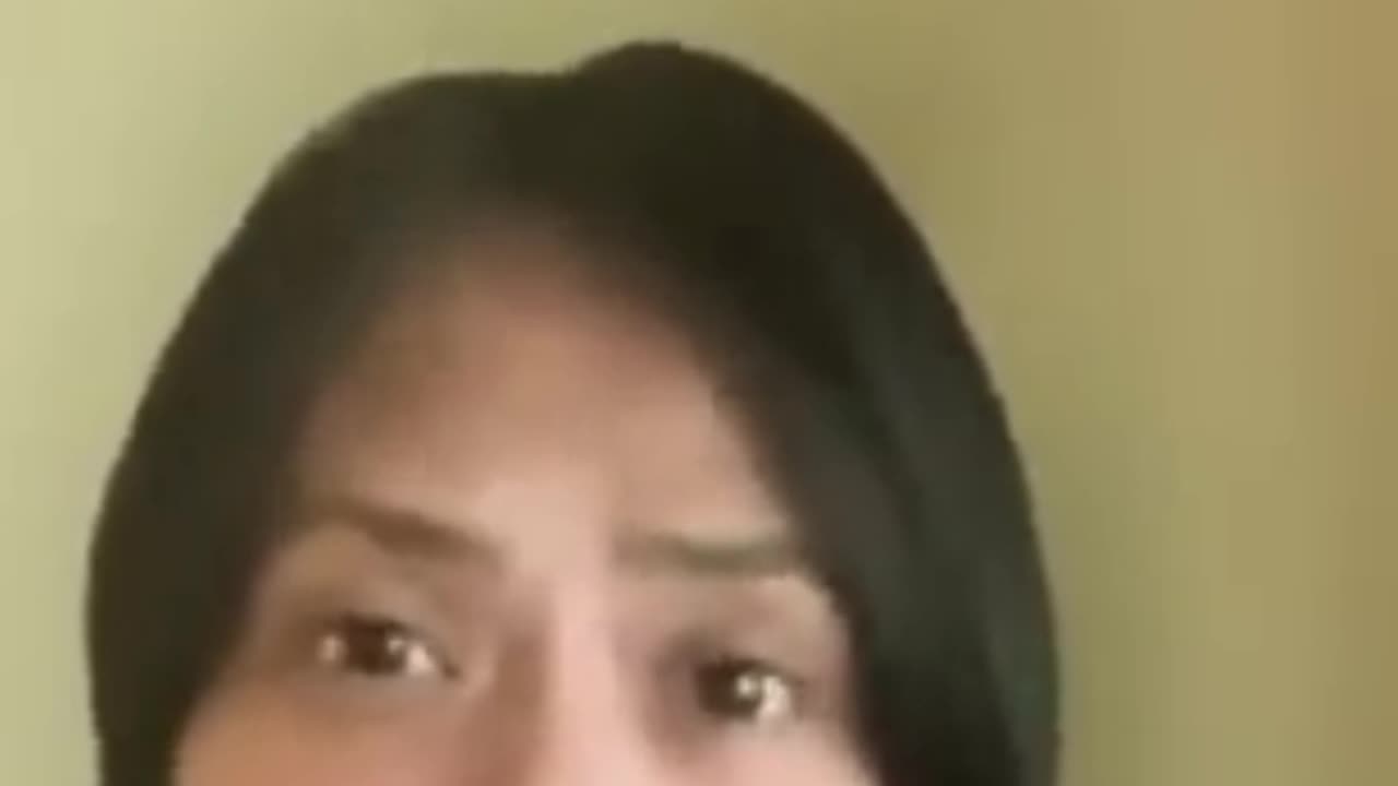 NAGHAHANAP LANG NG KAKAMPI ANG UKRAINE