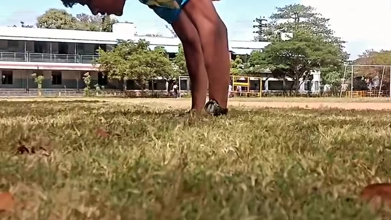 Yoga Flow with eLECTRO sOUMO)