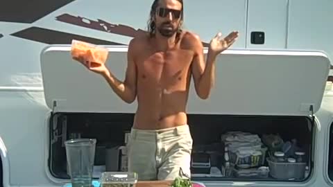 HOW TO MAKE A SMOOTHIE - Aug 2nd 2009