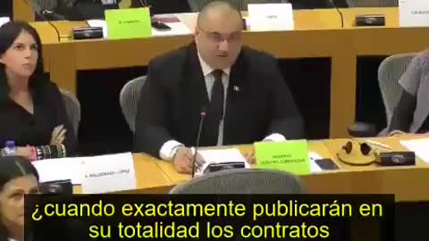 "ALBERT BOURLA" DIRECTOR DE P-FIZER LE HUYE AL PARLAMENTO EUROPEO.