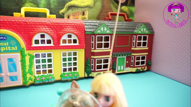 DIY Miniature Dollhouse for LPS and mini Blythe Doll