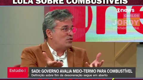Recortes - Jornalistas militantes passam pano para aumento de impostos do Lula sobre os combustíveis