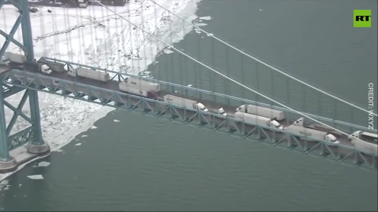 Ambassador Bridge Windsor/Detroit completely jammed