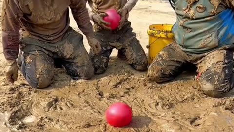 challenge to the balloon head #funnyvideos #typ #amazing #troll