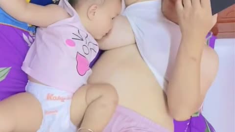 The Ultimate Guide to Breastfeeding: Benefits of Fresh Breast Milk for Newborns