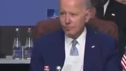 Biden heading up United States left shuffling along 😂