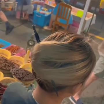 "Effortlessly Chic: A Quick Guide to Stylish Hairstyles on the Go!"