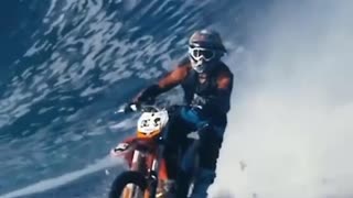 unbelievable he surfed with a motorcycle