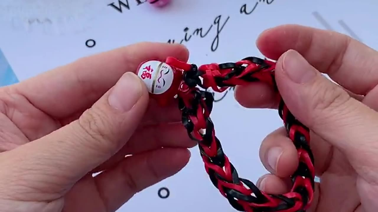 Crafty Bands: Make Your Own Rubber Bracelet