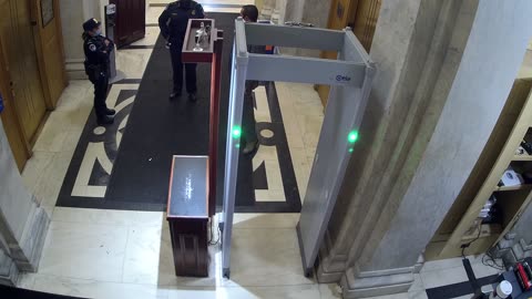 0163USCH01HouseCarriageDoor_2021-01-06_12h22min37s610ms.mp4