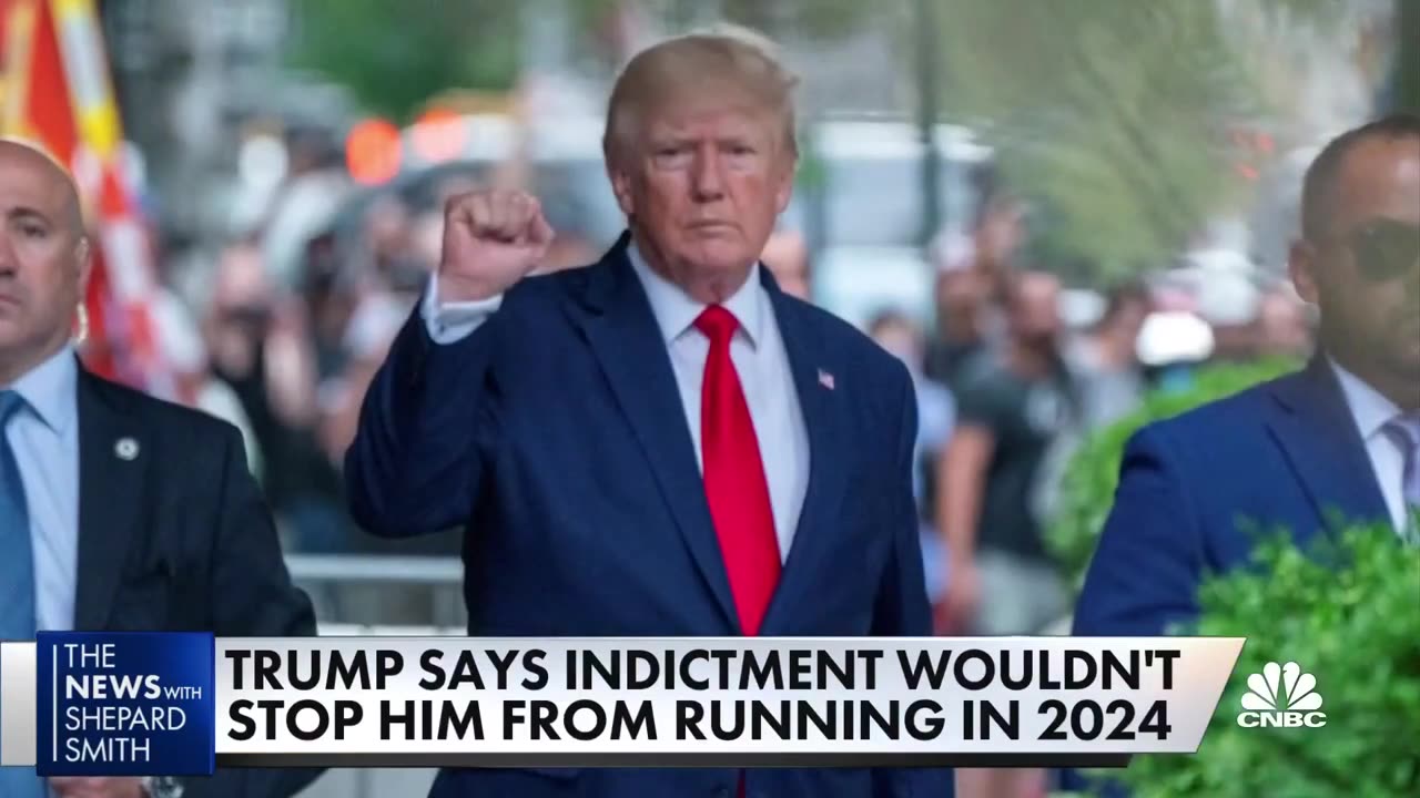 Trump warns a big problem if he's indicted #X22_report