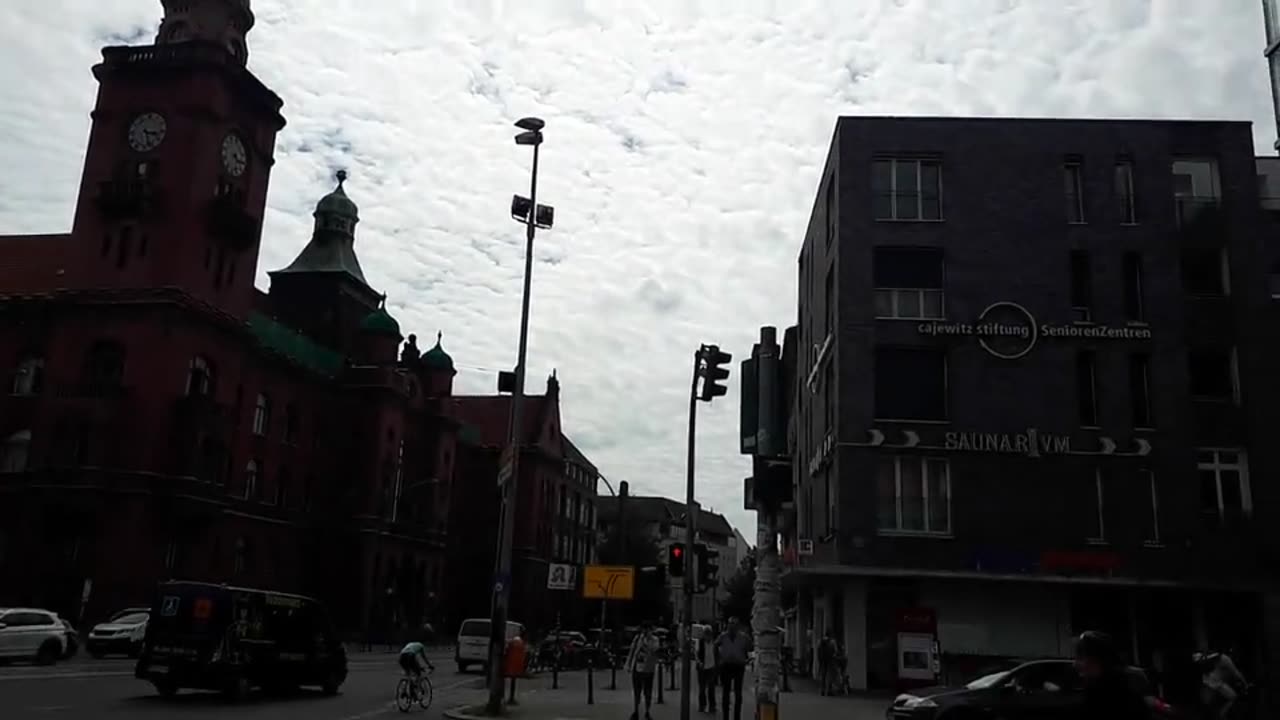 Himmel in Berlin am 29.06.2023 um 15:27 Uhr