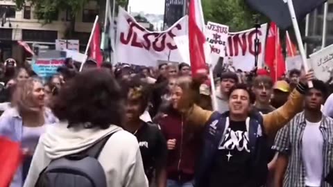 THOUSANDS OF CHRISTIANS MARCHING THROUGH SEATTLE!