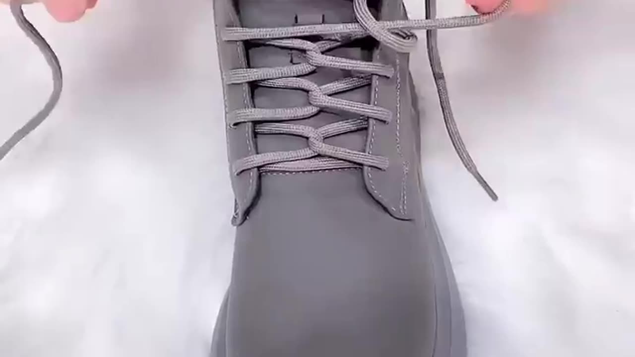 How to " Tie the Shoelace"
