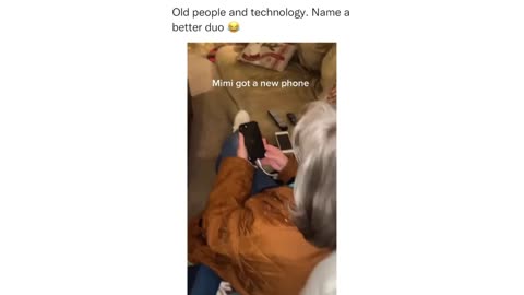 Connecting Generations: Seniors Discover the Digital World!