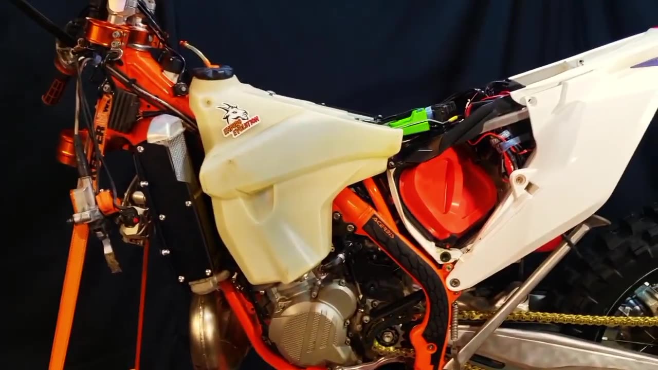 CHANGE A CHAIN ON MY DIRTBIKE !
