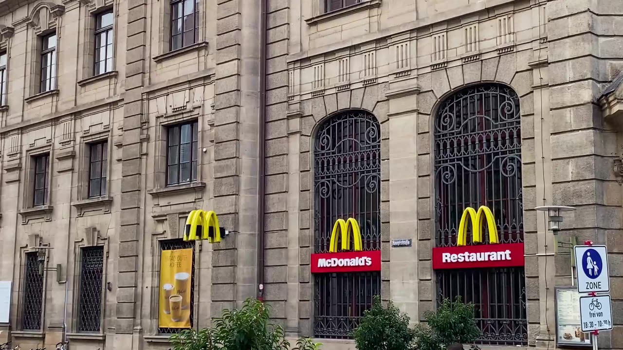 Erlangen - Hugenottenplatz 🇩🇪 4K