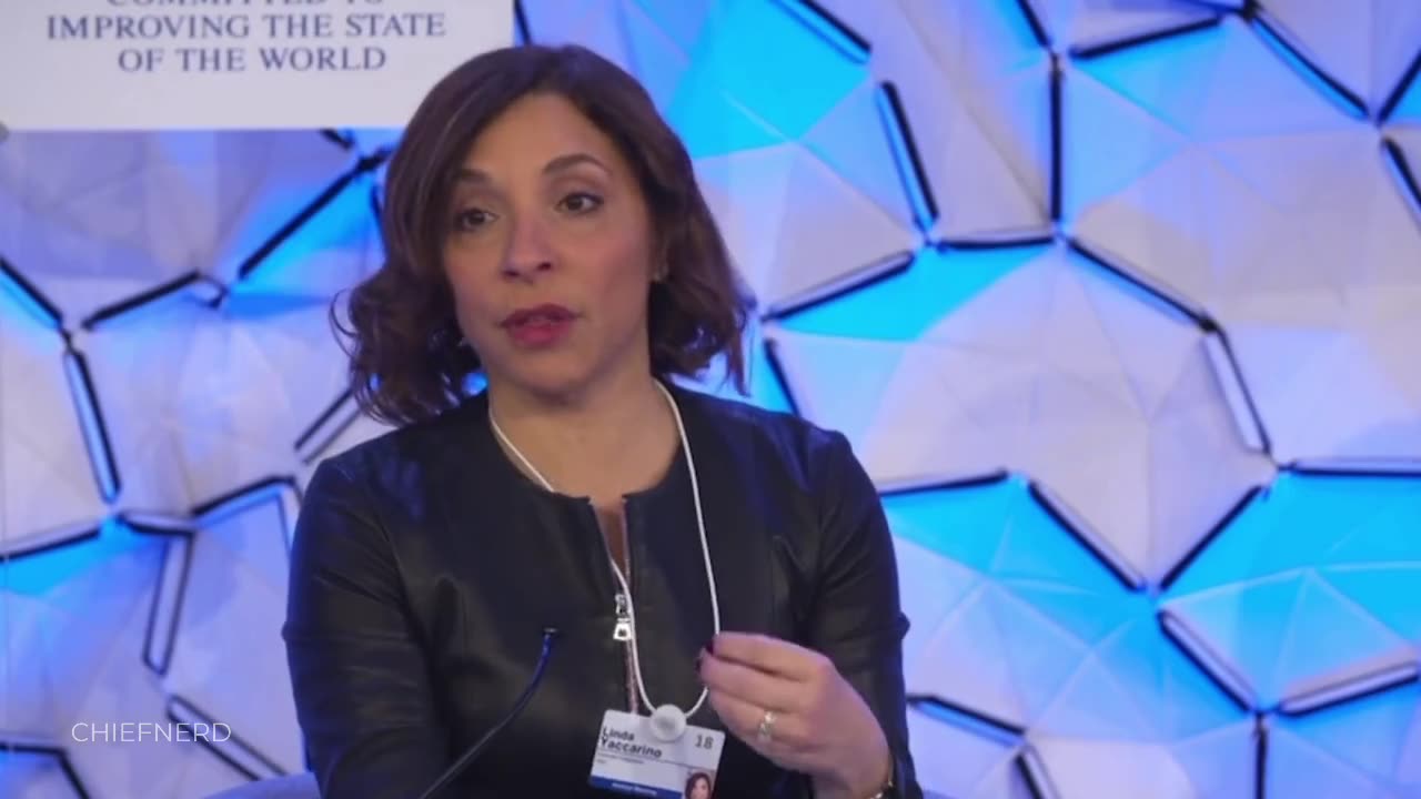 Linda Yaccarino sits on the 2018 World Economic Forum panel lecturing people