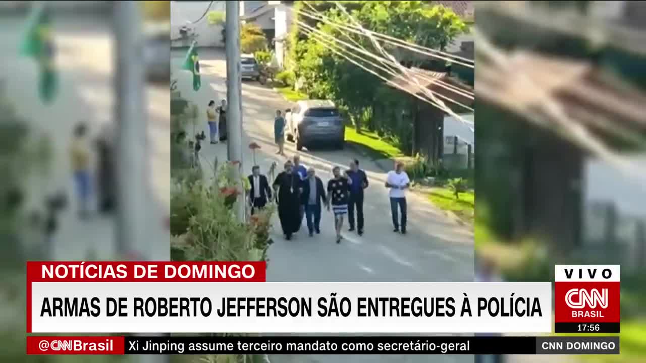 Padre Kelmon entrega armas de Roberto Jefferson à Polícia Federal | CNN DOMINGO