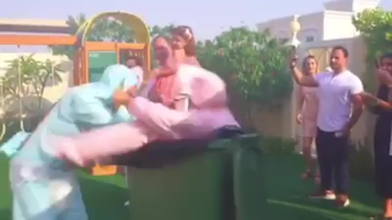 Thee most exciting gender reveal of all time 😂👶