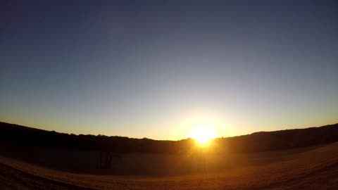 Sun Rise 10 17 22 35f/2c