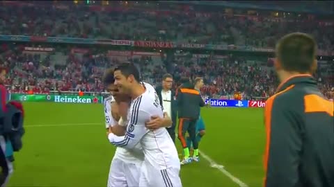 Real Madrid 5 x 0 Bayer Munich highlights