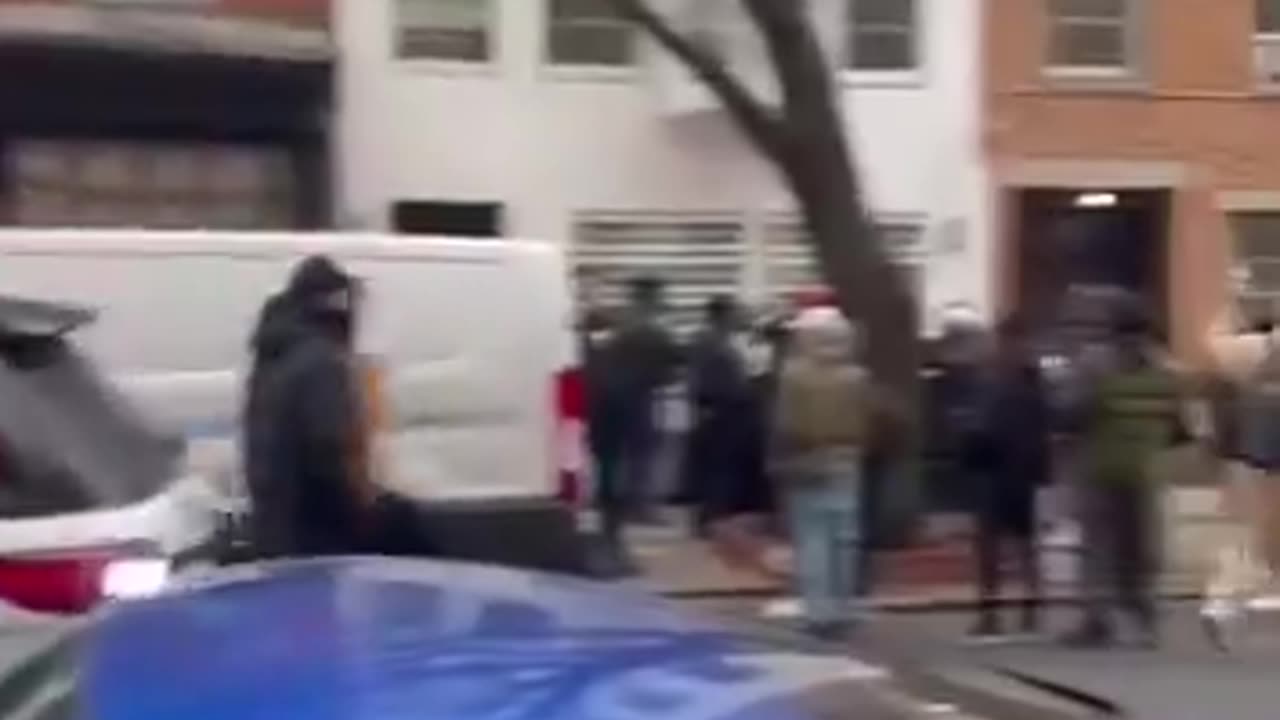 Large migrant brawl breaks out in New York City after someone cut a line of 400 'asylum seekers,'