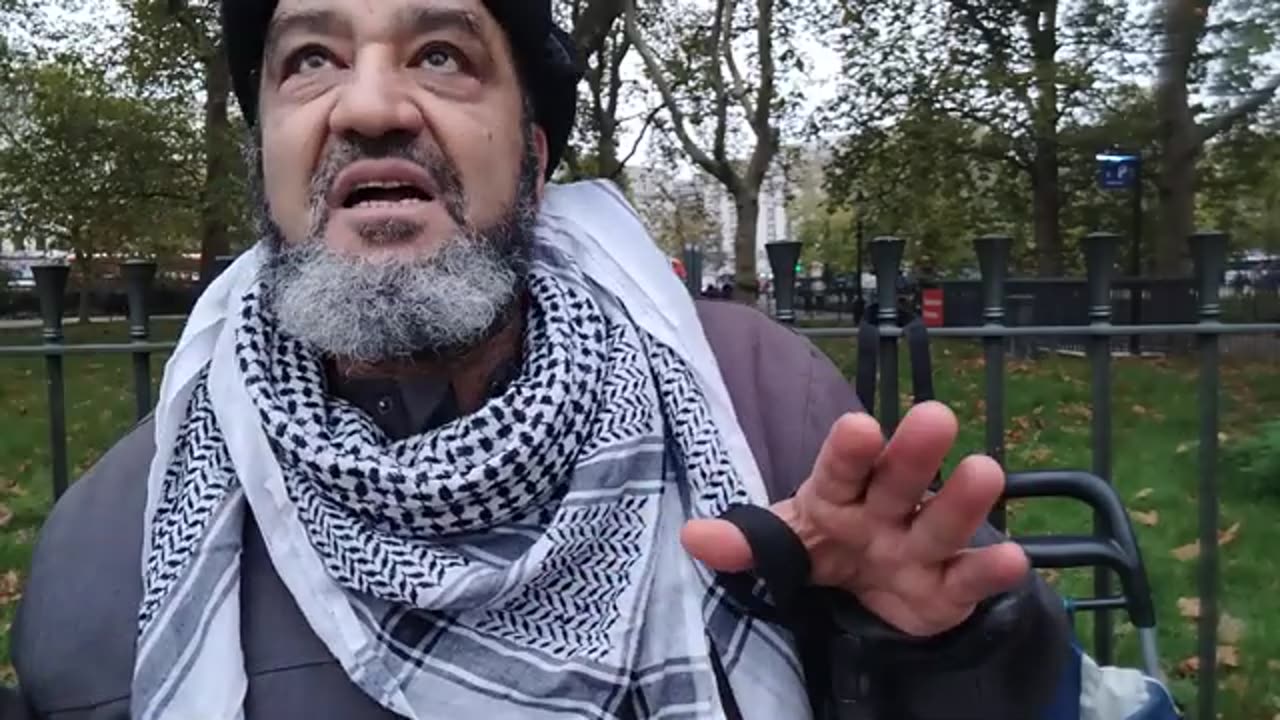 uncle omar _ speakers corner _ sadam , Afghanistan