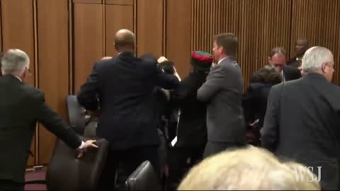 Father Attacks His Daughter's Killer in Court