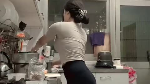 Udah cantik pinter masak