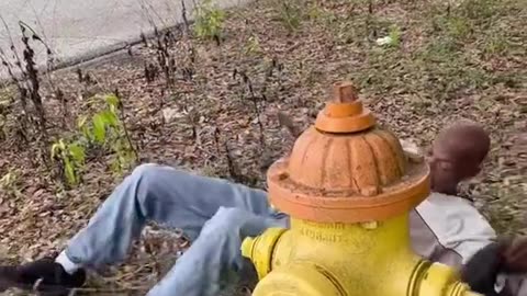 This man water got turn off look what ge do next