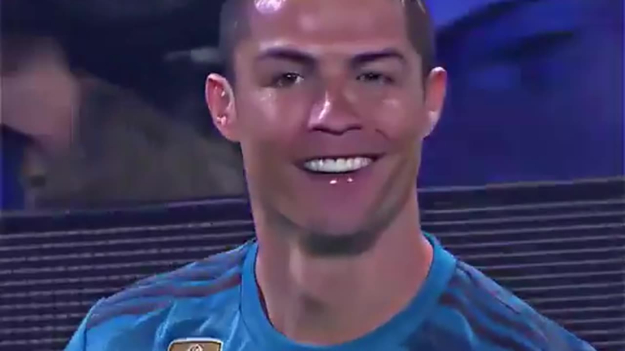 Cristiano. Ronaldo shorts status 🌹🔥🔥🔥🎀🍁🖤✨💖⚽⚽⚽⚽⚽