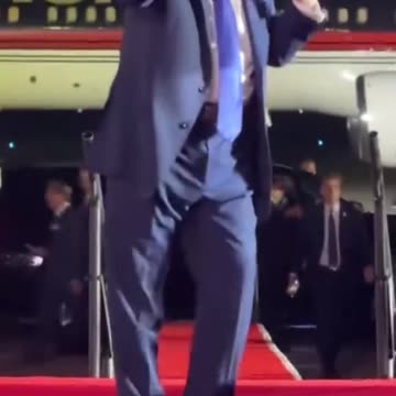 This is the reason Donald Trump will get into power 🇺🇸 💪 #donaldtrump #trump #ymca #dancing