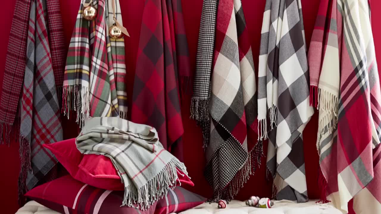 Pottery Barn’s 2017 Holiday Collection