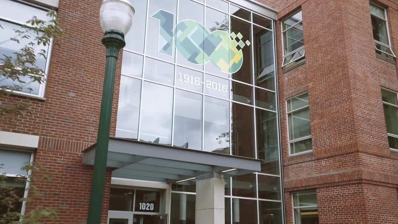 School of Journalism and Communication | University of Oregon