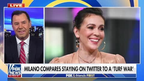 Liberal actress claims Elon Musk's Twitter is now a 'turf war'