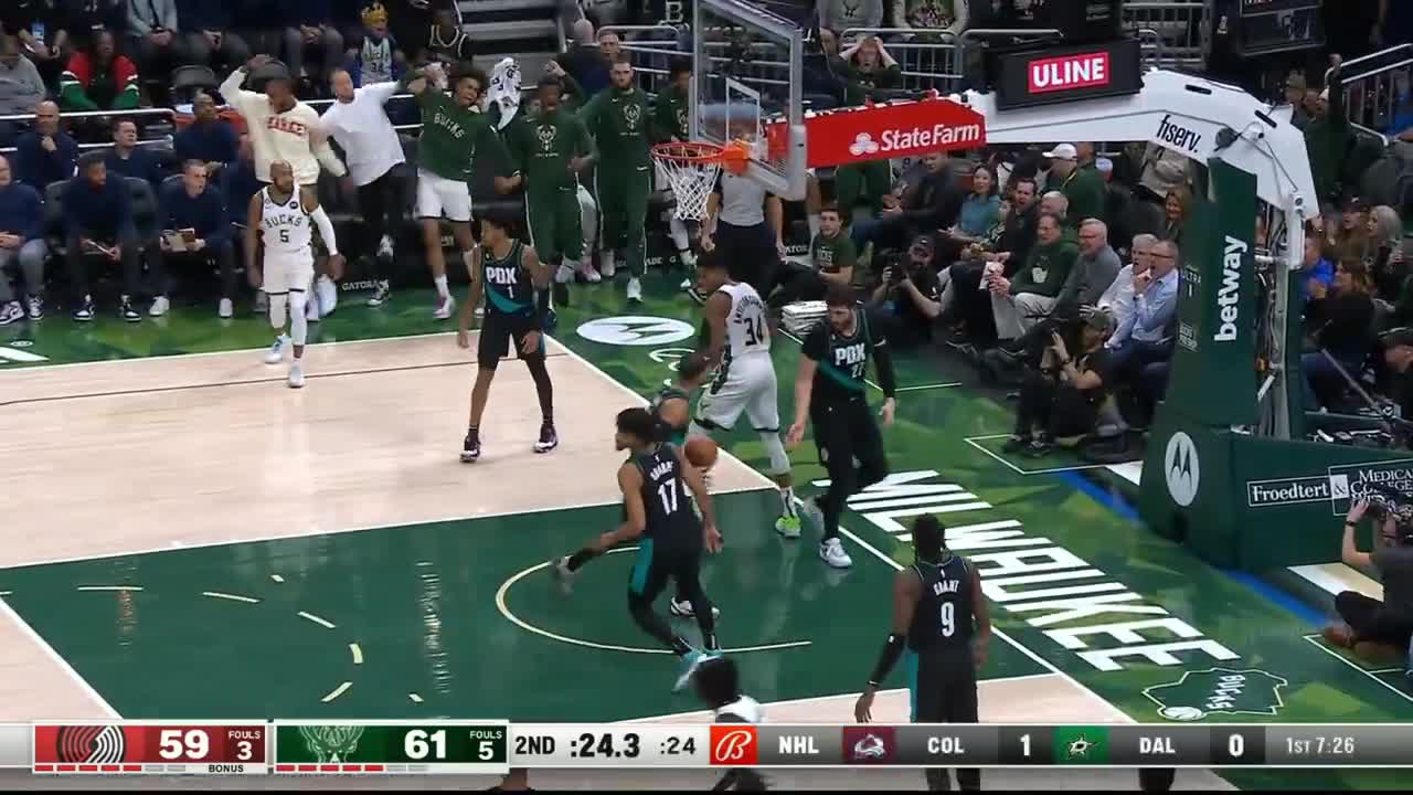 Giannis Antetokounmpo nasty poster dunk on Jusuf Nurkic