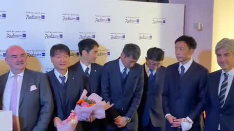 Team Japan is the first team ever arrived for #fifaworldcupqatar2022 #samuraiblueをメダリストに