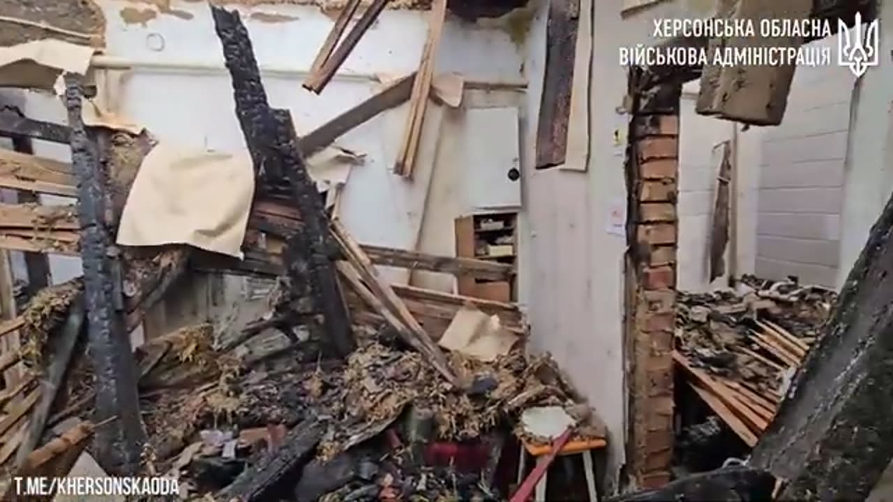 the Russian army massively struck the Dnipro district of Kherson