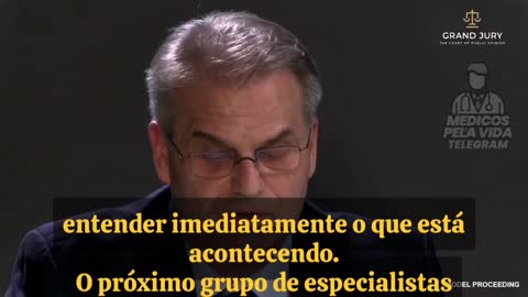 Grupo de juízes e advogados que mostram o dossiê que a c19 é um plano