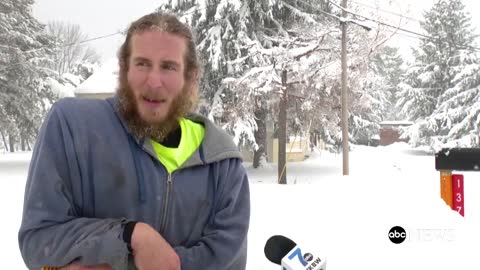 Lake-effect snowfall drops over 6 feet in Western New York